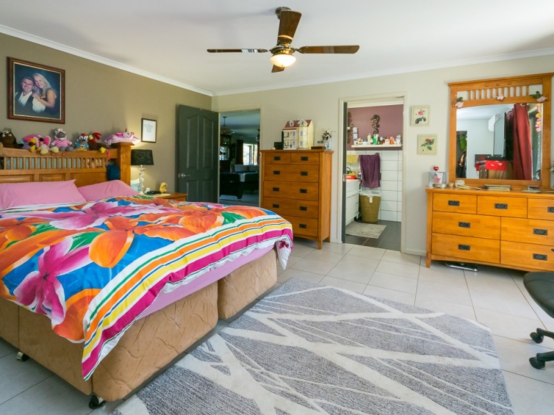 231 Honeyeater Drive, Walligan QLD 4655