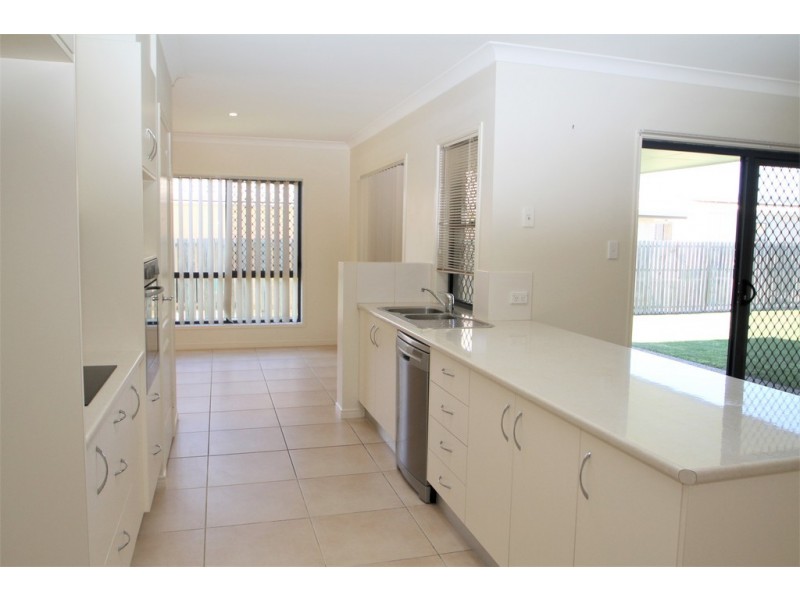 9 Harly Court, Urraween QLD 4655