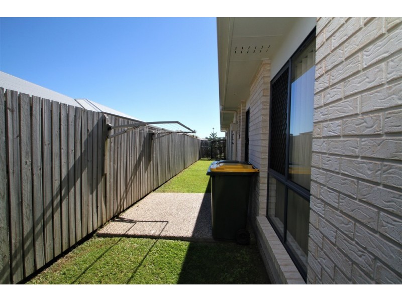 9 Harly Court, Urraween QLD 4655