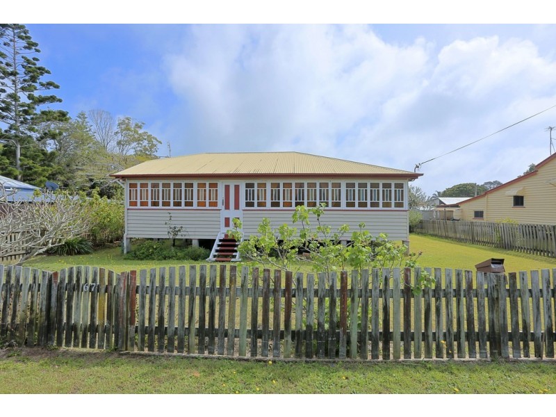 67 Dayman Street, Urangan QLD 4655