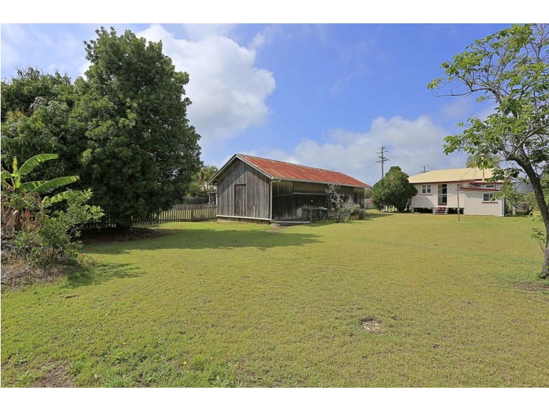 67 Dayman Street, Urangan QLD 4655