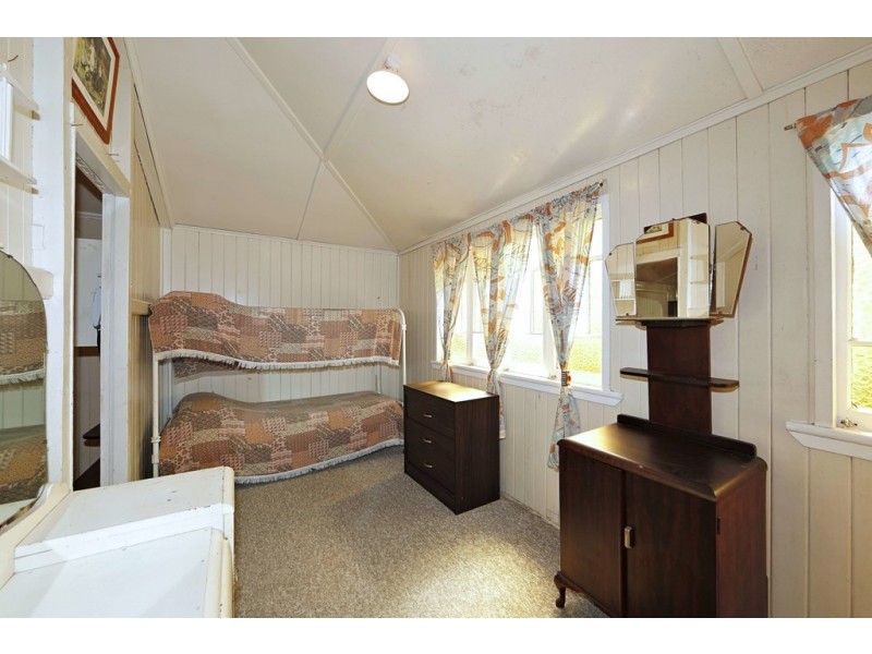 67 Dayman Street, Urangan QLD 4655