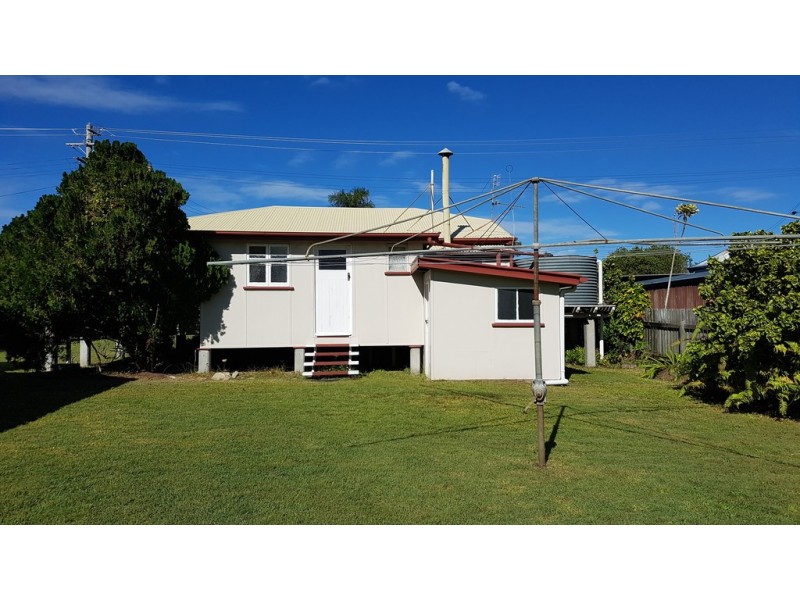 67 Dayman Street, Urangan QLD 4655
