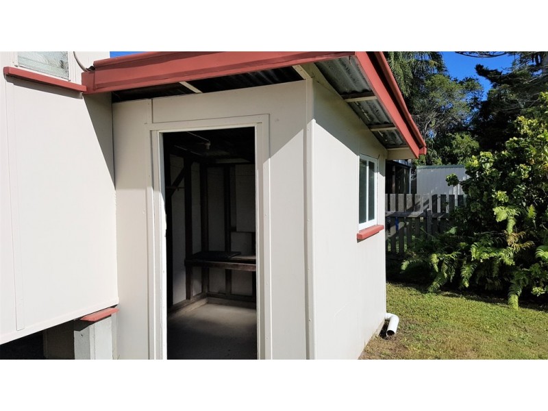 67 Dayman Street, Urangan QLD 4655