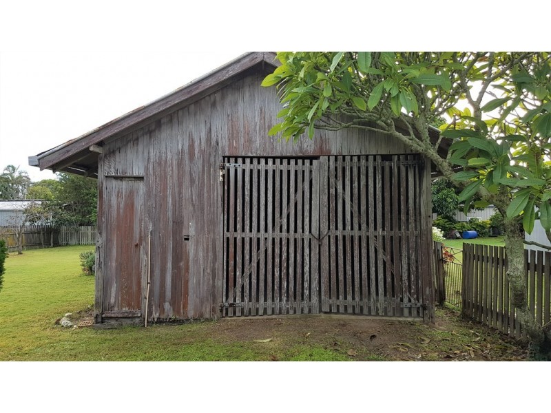 67 Dayman Street, Urangan QLD 4655