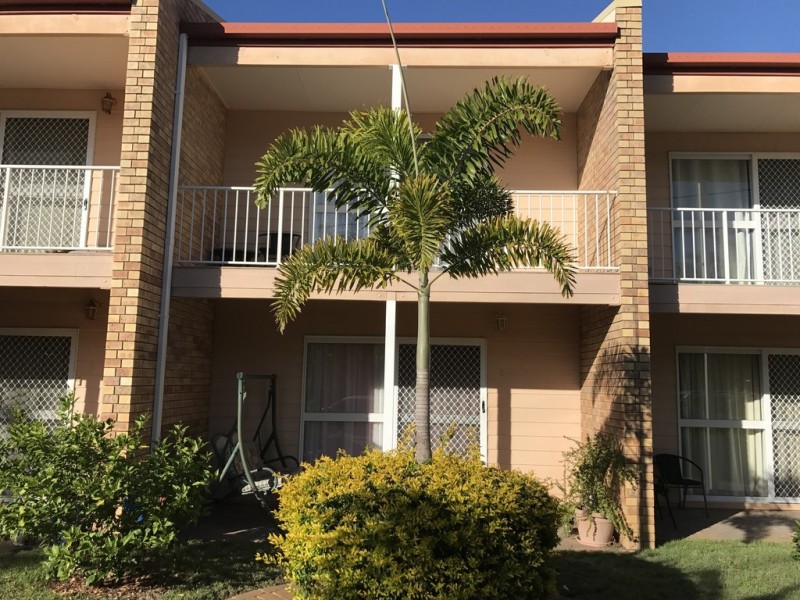 4/99 Cypress Street, Torquay QLD 4655