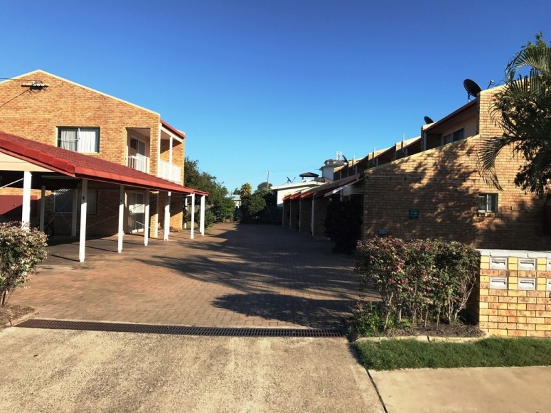 4/99 Cypress Street, Torquay QLD 4655