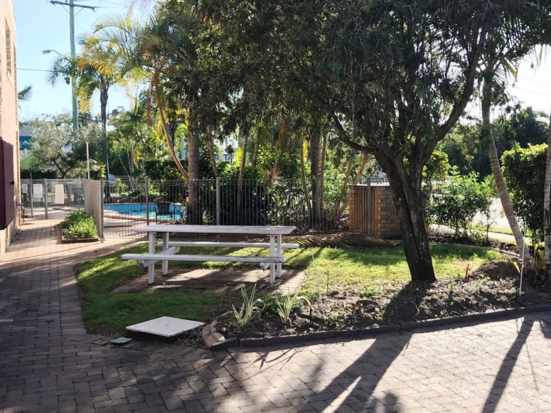 4/99 Cypress Street, Torquay QLD 4655