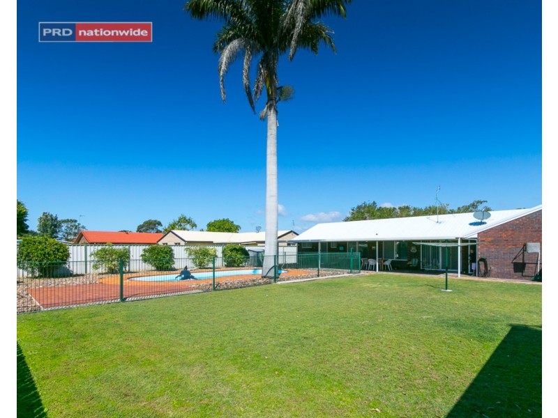 50 Bayrise Drive, Urangan QLD 4655