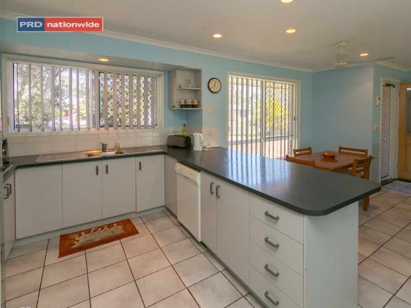 50 Bayrise Drive, Urangan QLD 4655