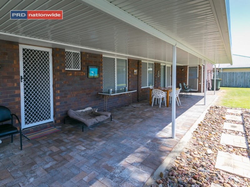 50 Bayrise Drive, Urangan QLD 4655