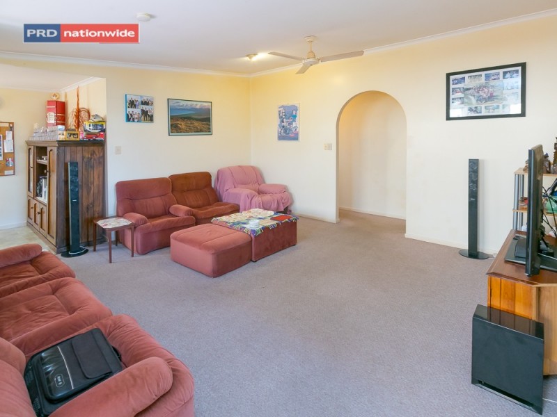 10 Drummond Street, Urangan QLD 4655