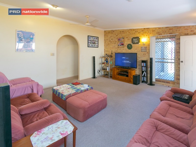 10 Drummond Street, Urangan QLD 4655