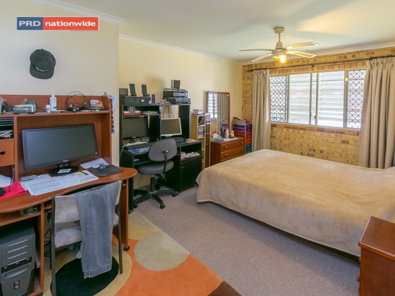 10 Drummond Street, Urangan QLD 4655