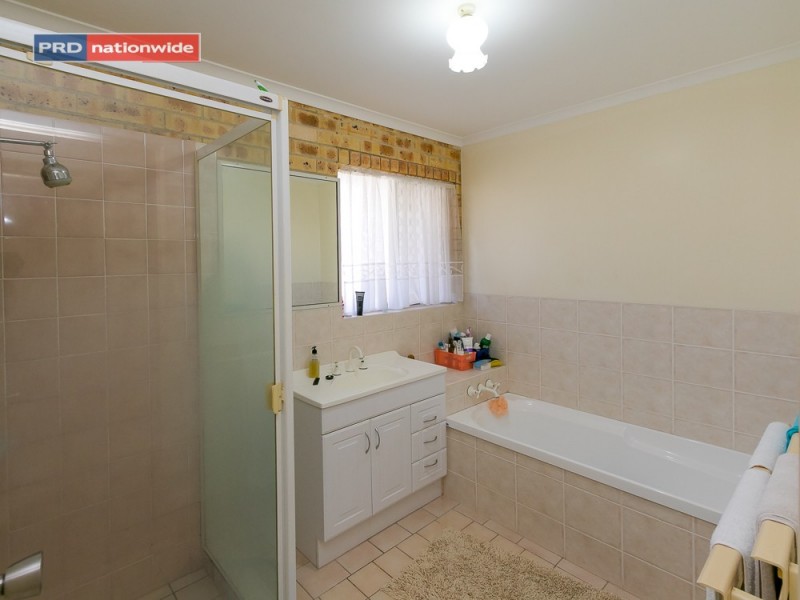 10 Drummond Street, Urangan QLD 4655