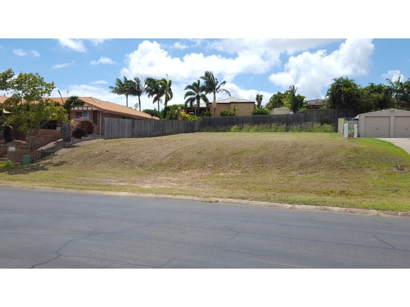 27 Shelley Street, Scarness QLD 4655