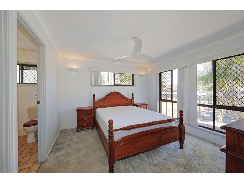 140 Garden Drive, Urangan QLD 4655