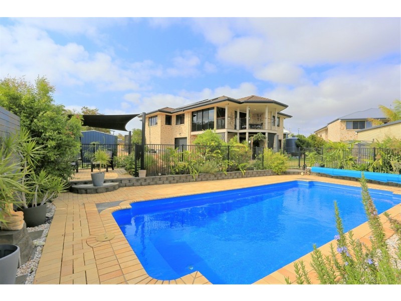 4 Jovi Court, Scarness QLD 4655