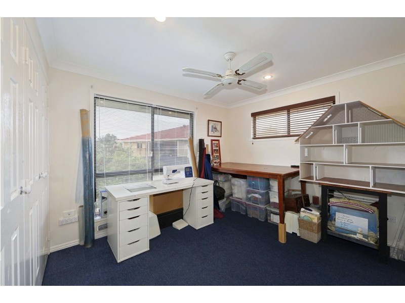 4 Jovi Court, Scarness QLD 4655