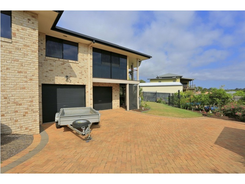 4 Jovi Court, Scarness QLD 4655