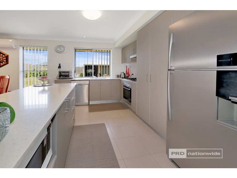 7 Oxley Circuit, Urraween QLD 4655