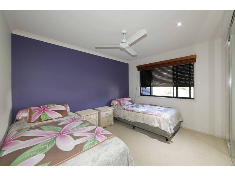 27 Woongoolbver Court, River Heads QLD 4655