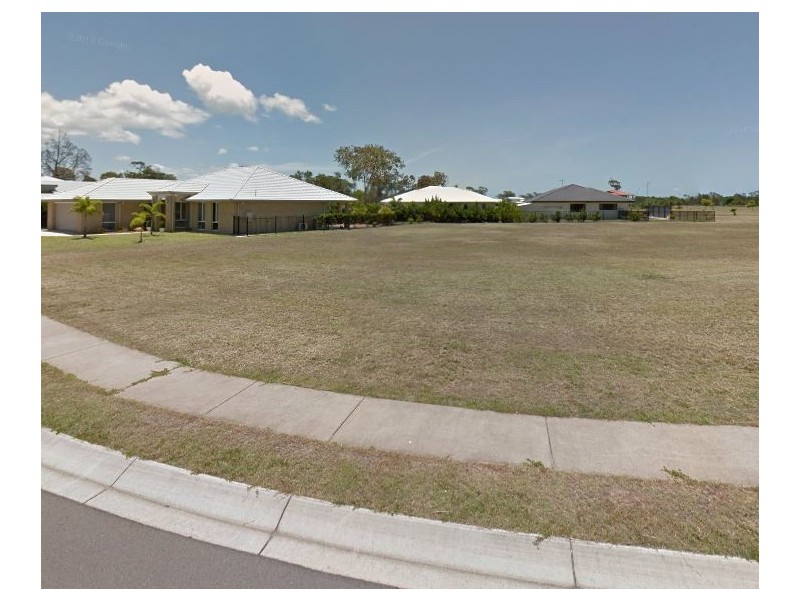 12 Barramundi Drive, Burrum Heads QLD 4659