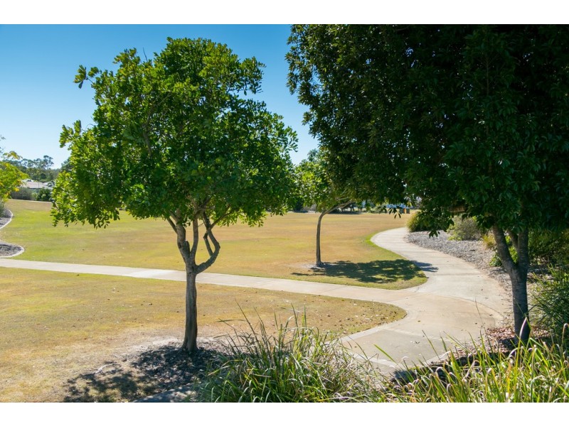 52 Bay Park Road, Wondunna QLD 4655