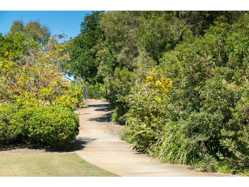 52 Bay Park Road, Wondunna QLD 4655
