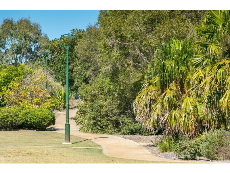 52 Bay Park Road, Wondunna QLD 4655