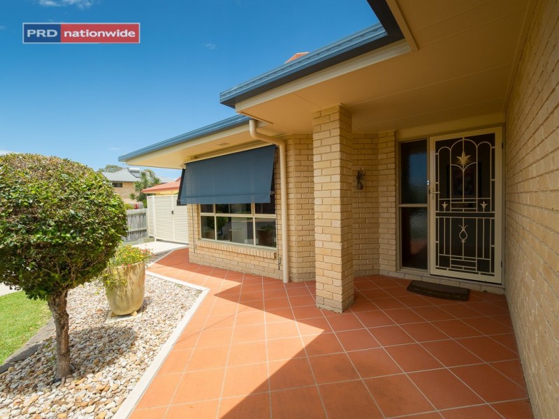 3 Adam Court, Urangan QLD 4655