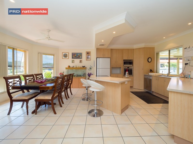 3 Adam Court, Urangan QLD 4655