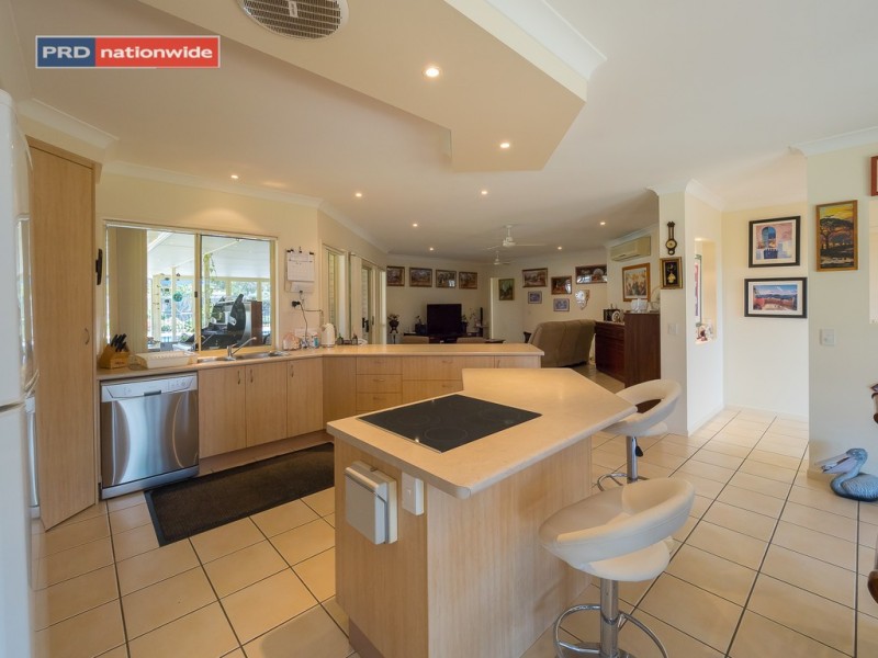 3 Adam Court, Urangan QLD 4655