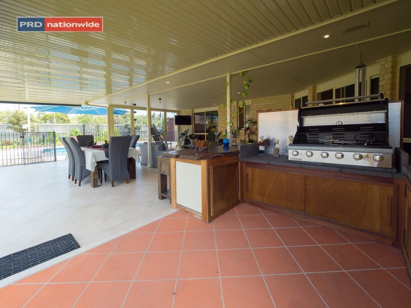 3 Adam Court, Urangan QLD 4655