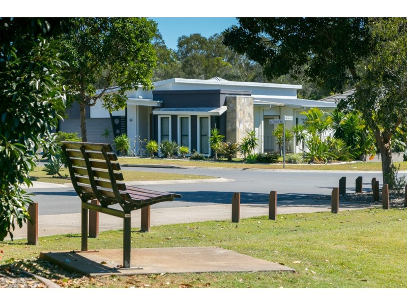 6 Seacrest Drive, Wondunna QLD 4655