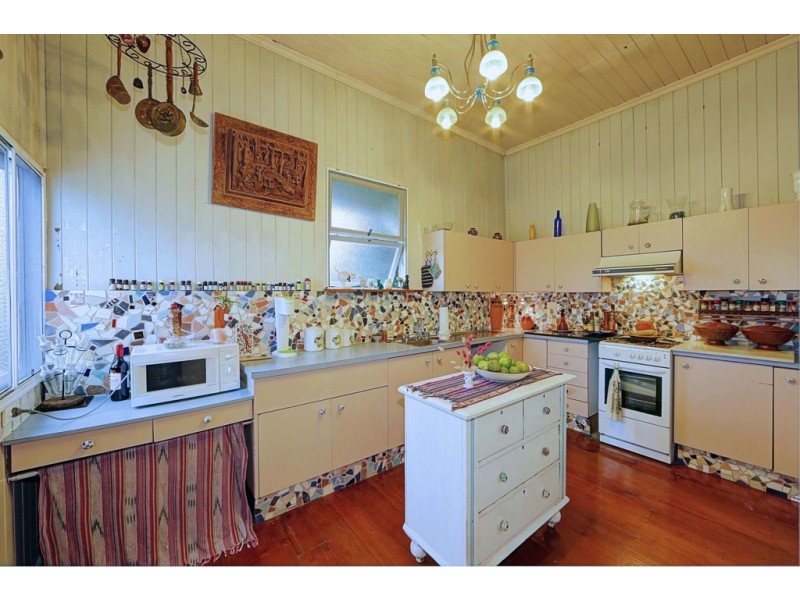 7 Bowarrady Court, River Heads QLD 4655