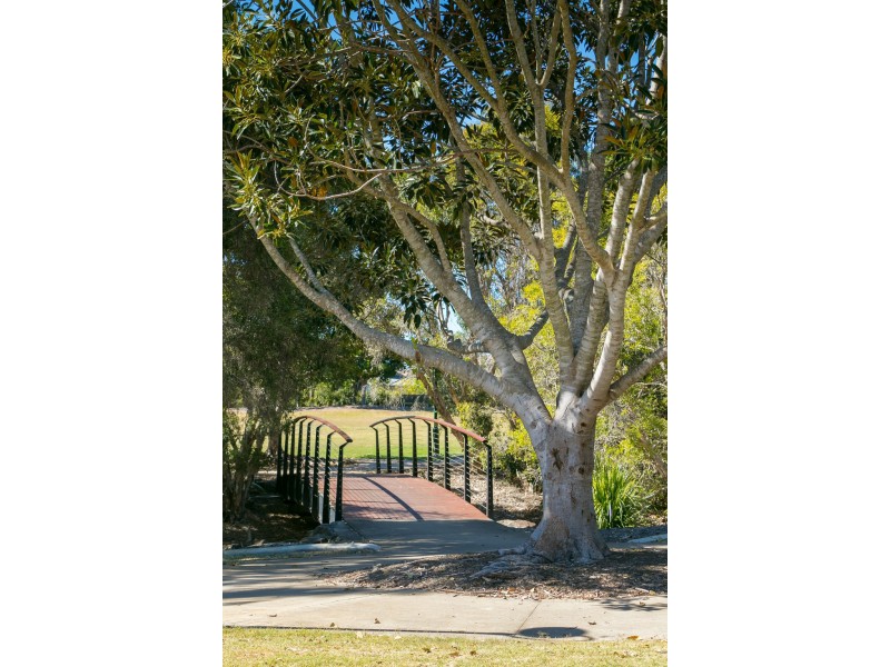 96 Bay Park Road, Wondunna QLD 4655
