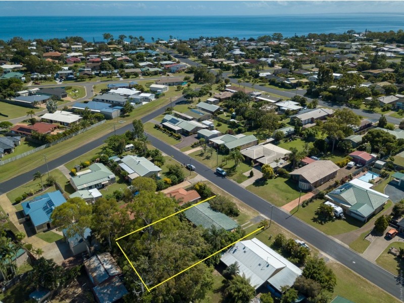 7 Acacia Street, Point Vernon QLD 4655