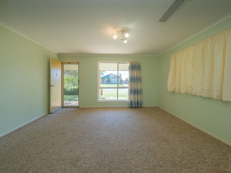 7 Acacia Street, Point Vernon QLD 4655