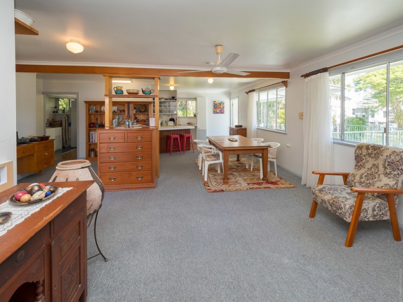 27 Aplin Street, Point Vernon QLD 4655