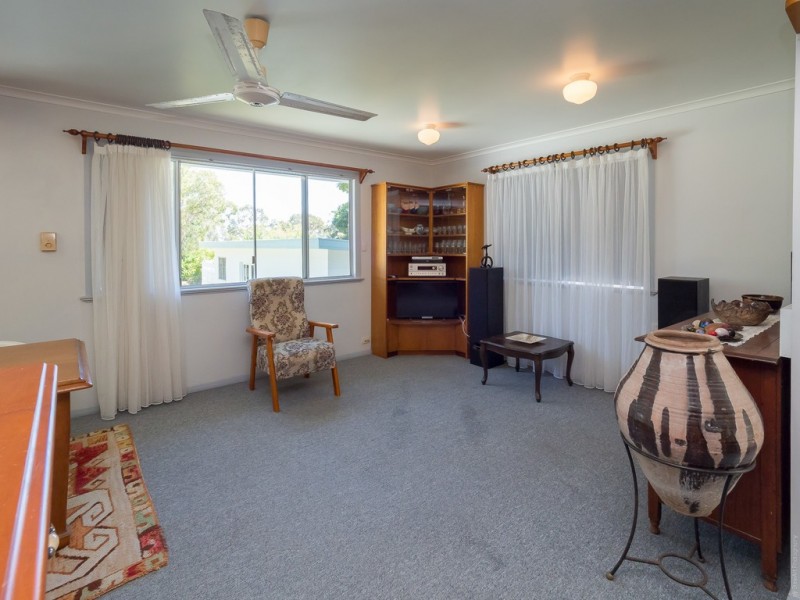 27 Aplin Street, Point Vernon QLD 4655