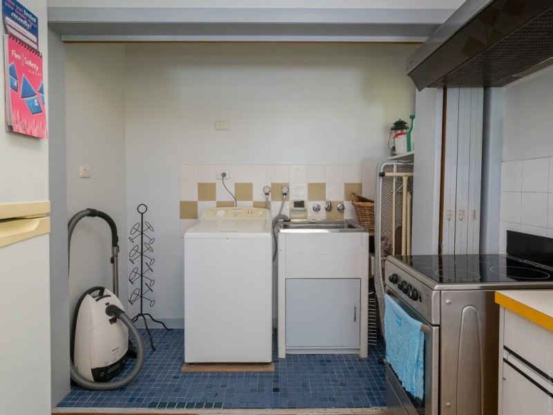 27 Aplin Street, Point Vernon QLD 4655