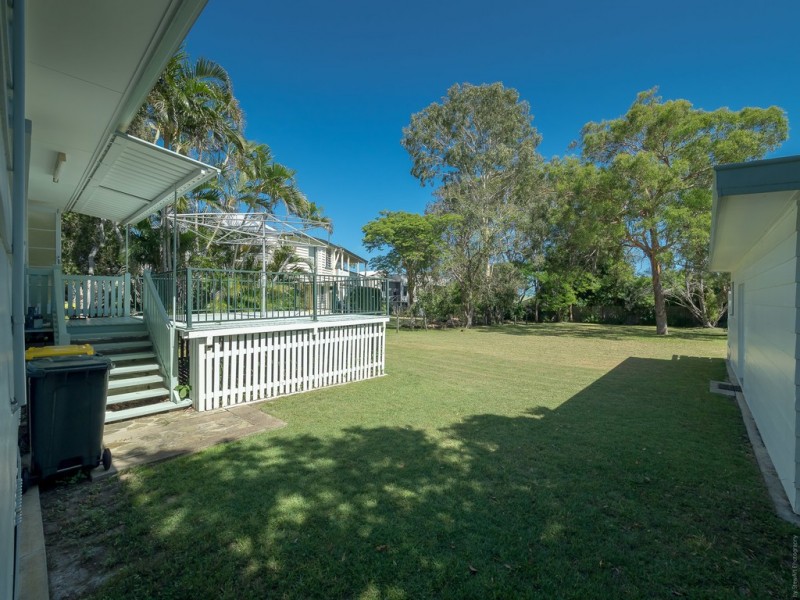 27 Aplin Street, Point Vernon QLD 4655
