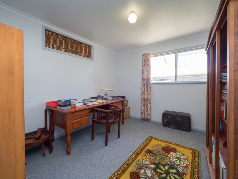 27 Aplin Street, Point Vernon QLD 4655