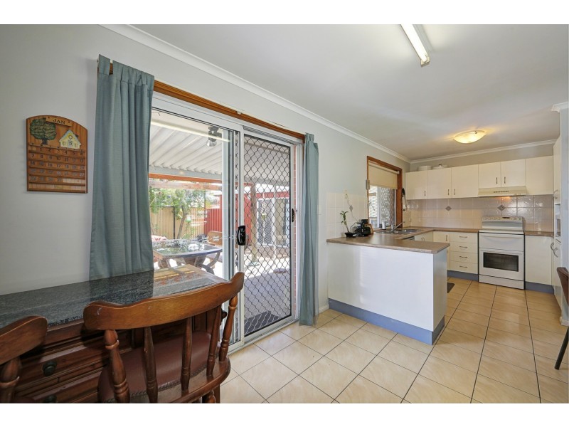 35 Aimee Drive, Urangan QLD 4655