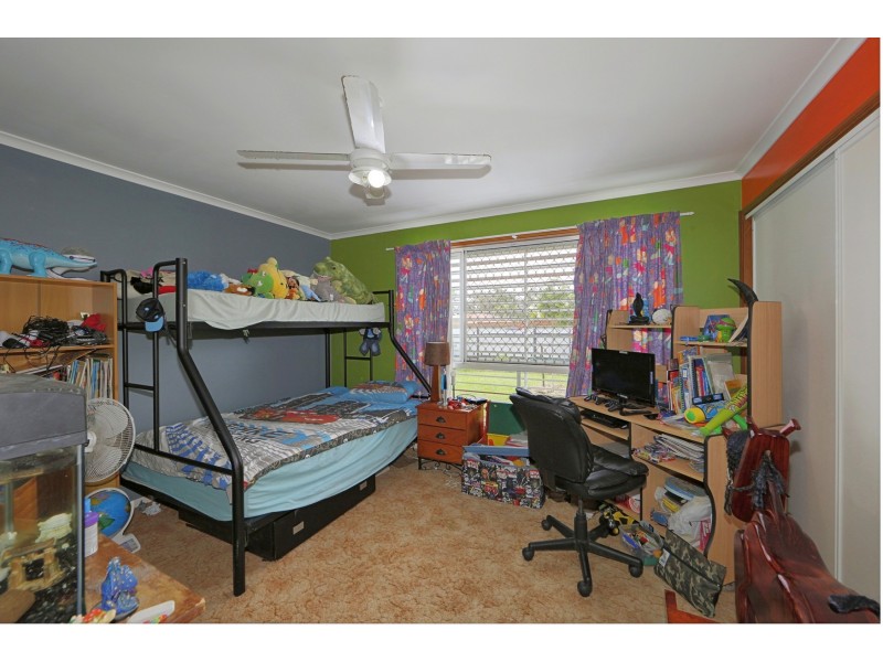 35 Aimee Drive, Urangan QLD 4655