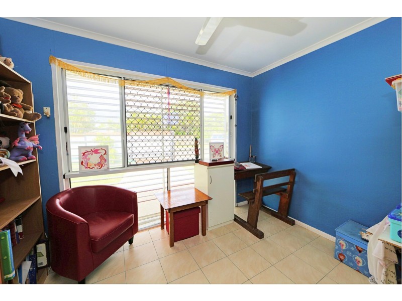 35 Aimee Drive, Urangan QLD 4655