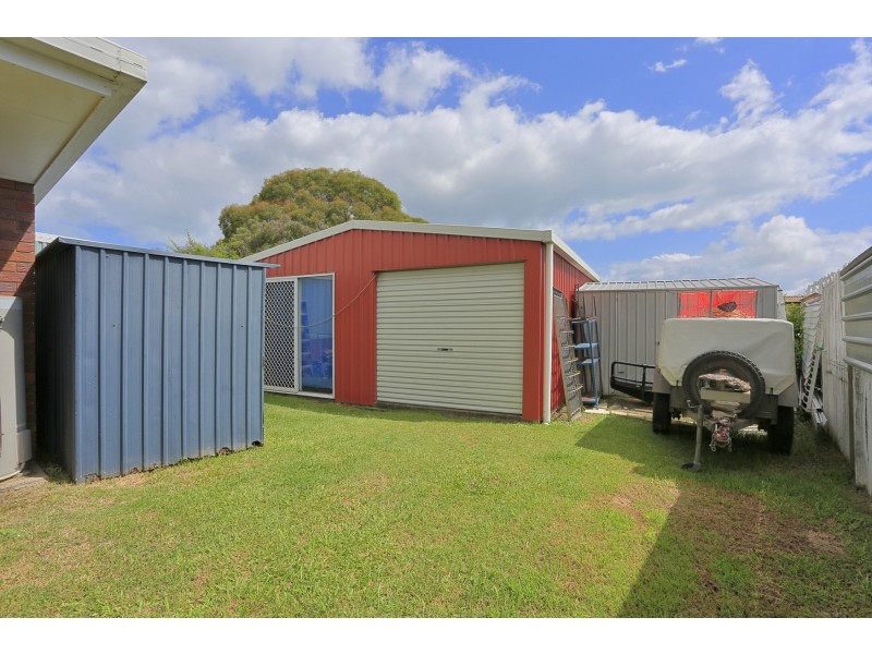 35 Aimee Drive, Urangan QLD 4655