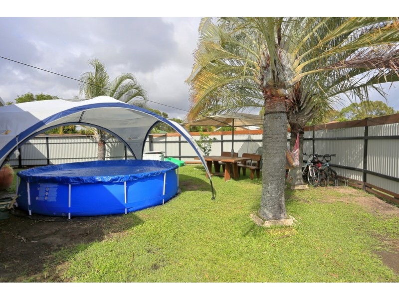 35 Aimee Drive, Urangan QLD 4655