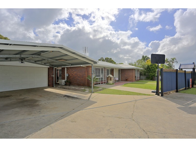 35 Aimee Drive, Urangan QLD 4655